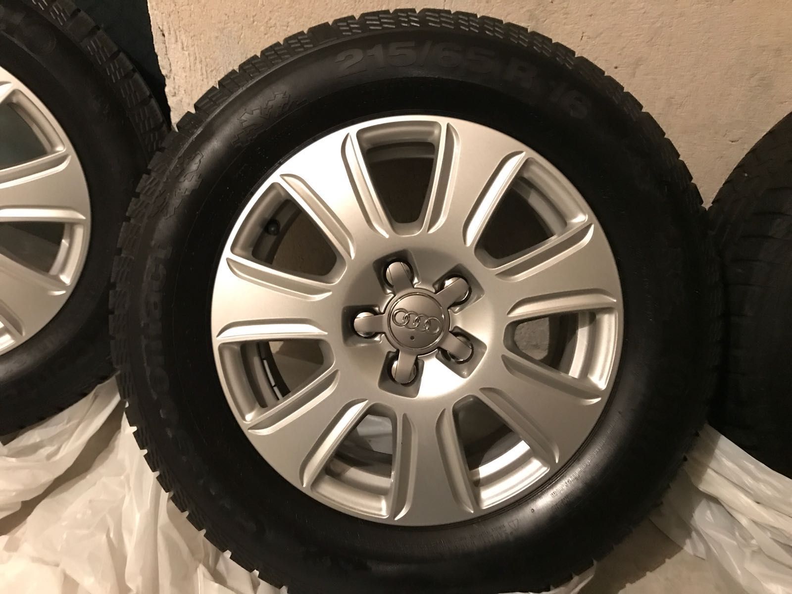Гуми и оригинални джанти AUDI Q3 Q5 A3 A6 Continental зимни