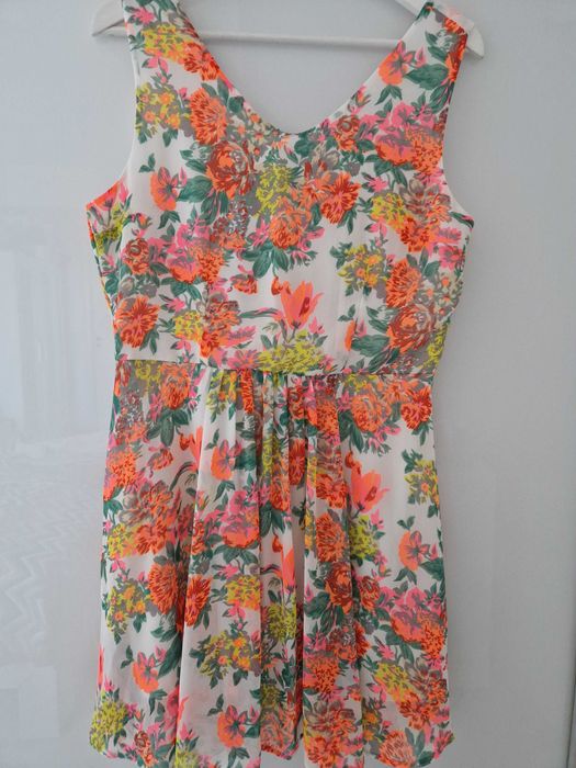 Rochie mini vaporoasă