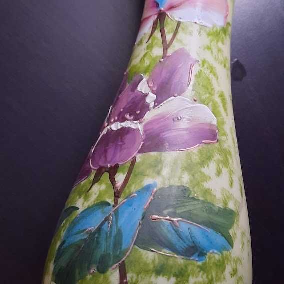 vaza opalina cu magnolii pictate