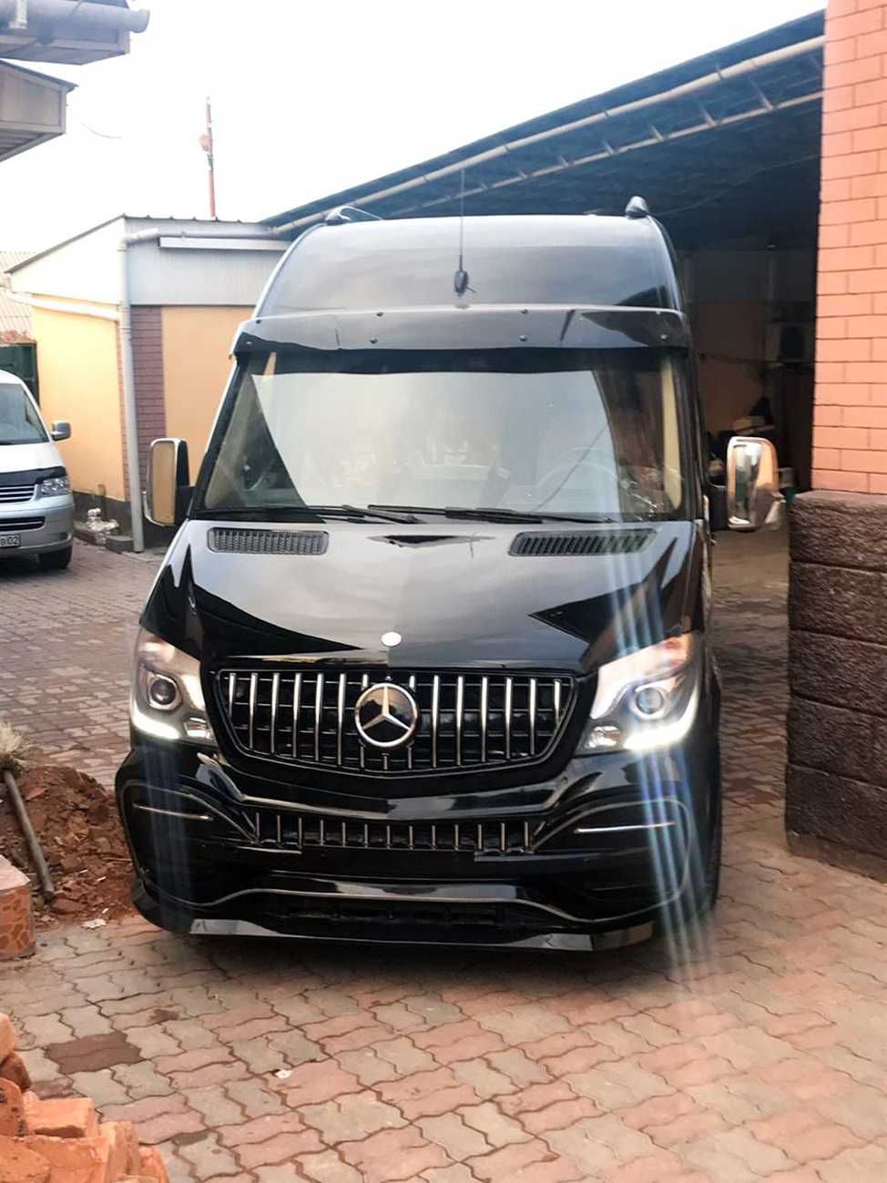 Решетка радиатора Mercedes Sprinter W906