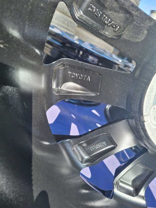 Jante Toyota Yaris Cross 7.0x17 et 50 5x114,3