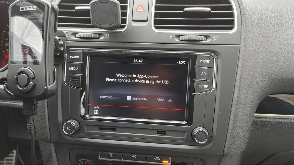 RCD 330 CarPlay / MirrorLink