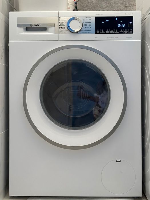 Стиральная машина Bosch WHA222XMOE белый