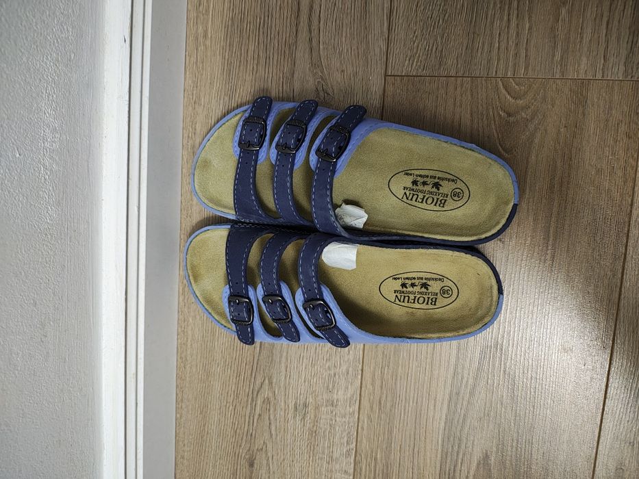 Slapi dama din piele