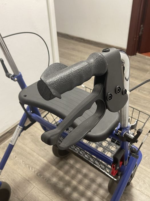 Rolator mobil cu 4 roți (+garanție)