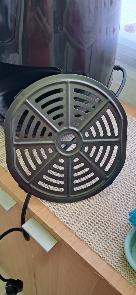 Уред за пържене без мазнина Foliamo "Air Fryer Maxx"