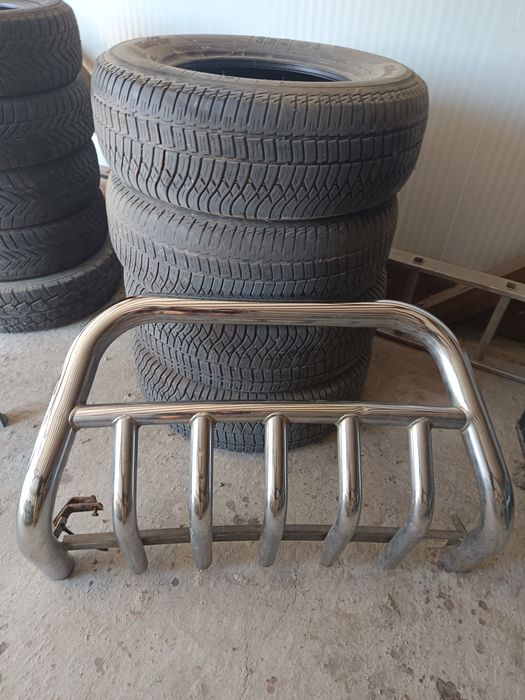 Продавам ролбар- булбар за Hyundai Terrakan