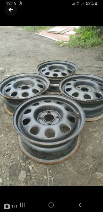 Продам фольксваген пассат,также подходят на гольф   R14