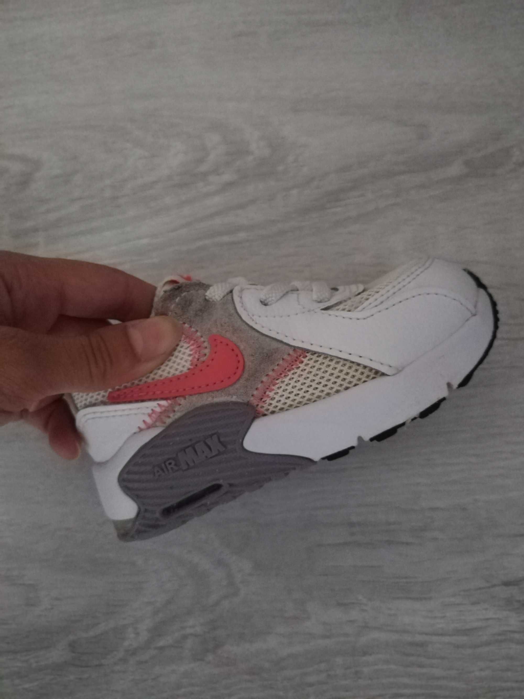 Детски маратонки NIKE