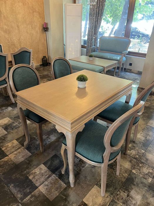 Маса масив светло кафяво