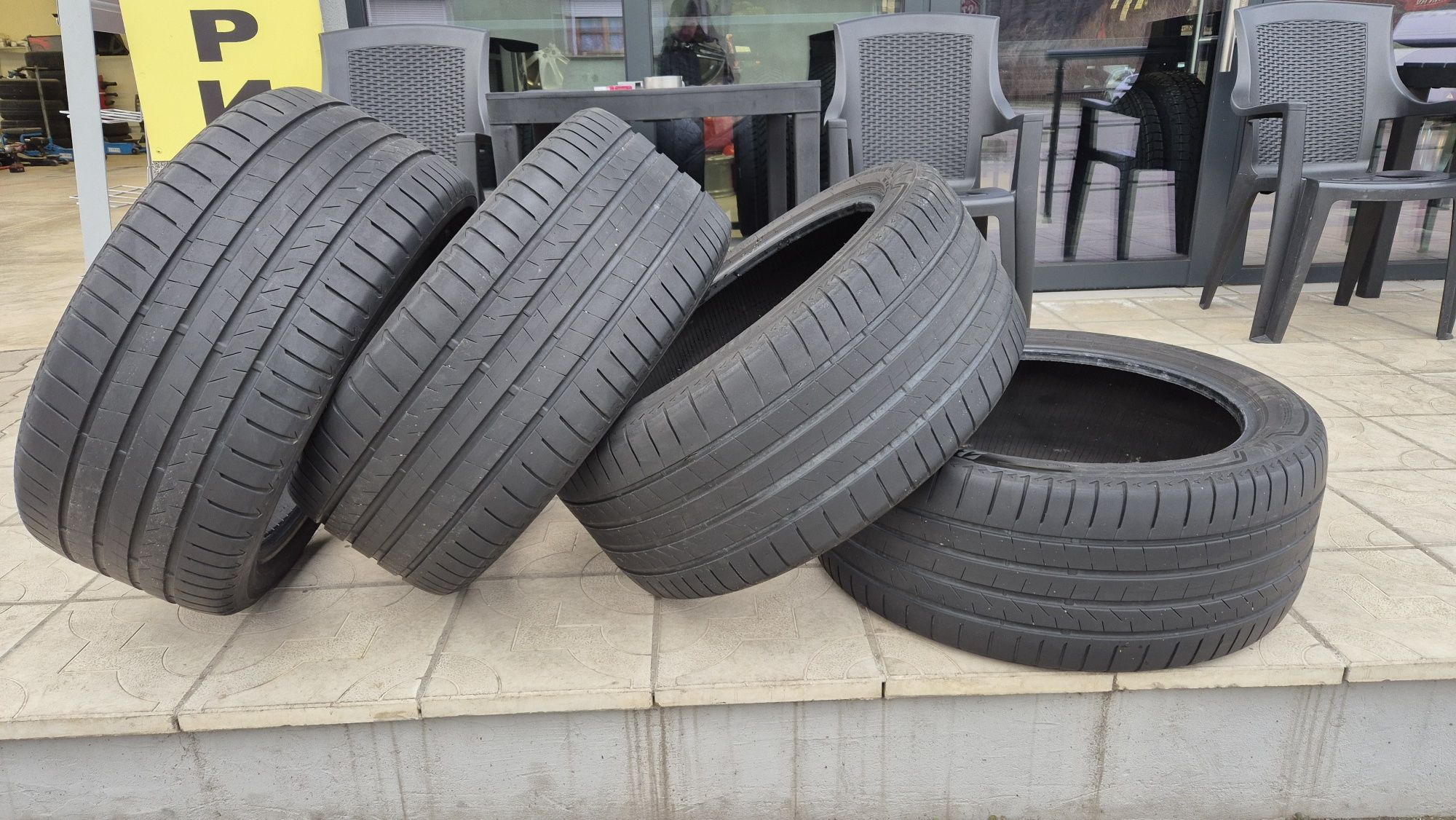 4бр.летни гуми 285/40/21 109 Н Bridgestone