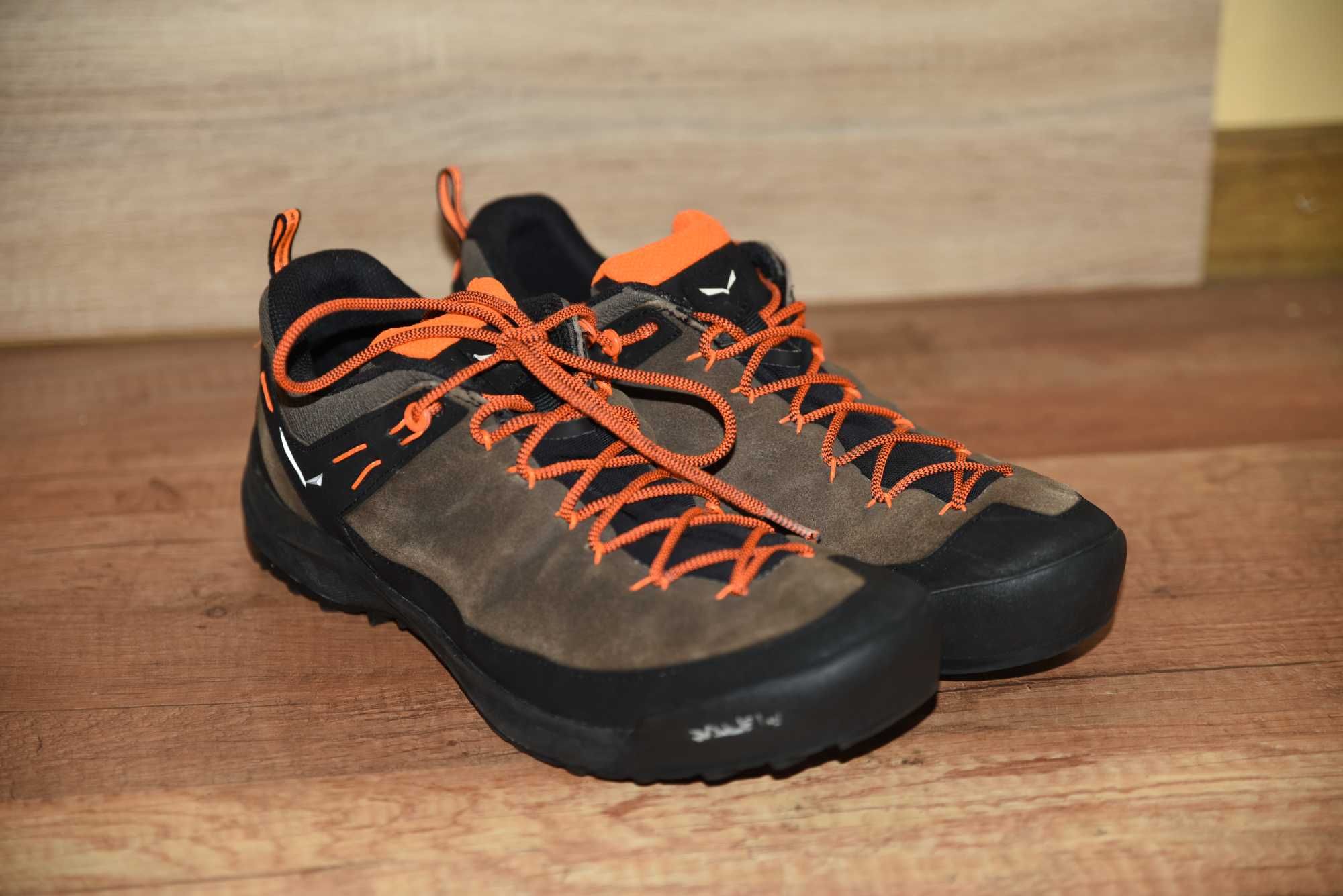 Salewa оригинални мъжки обувки 45 номер.
