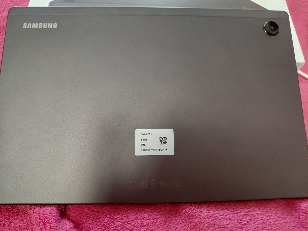 Samsung galalxy tab A8 64 GB / LTE