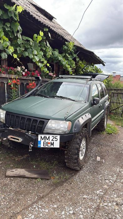 Vând\Schimb Jepp Grand Cherokee 2.7 CRD 200 CP automat, 4x4, an 2002.