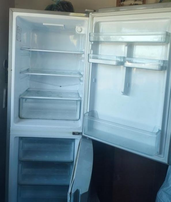 Продам холодильник. Хорошие состяние
