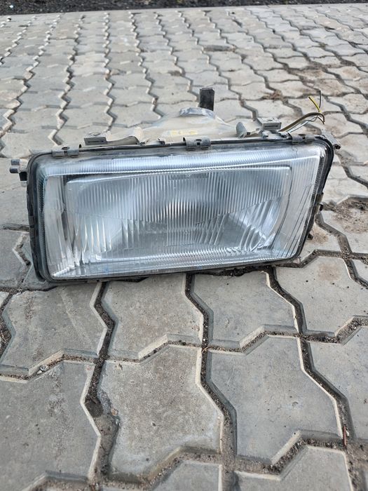 Продам фару ауди 80 б3 оригинал
