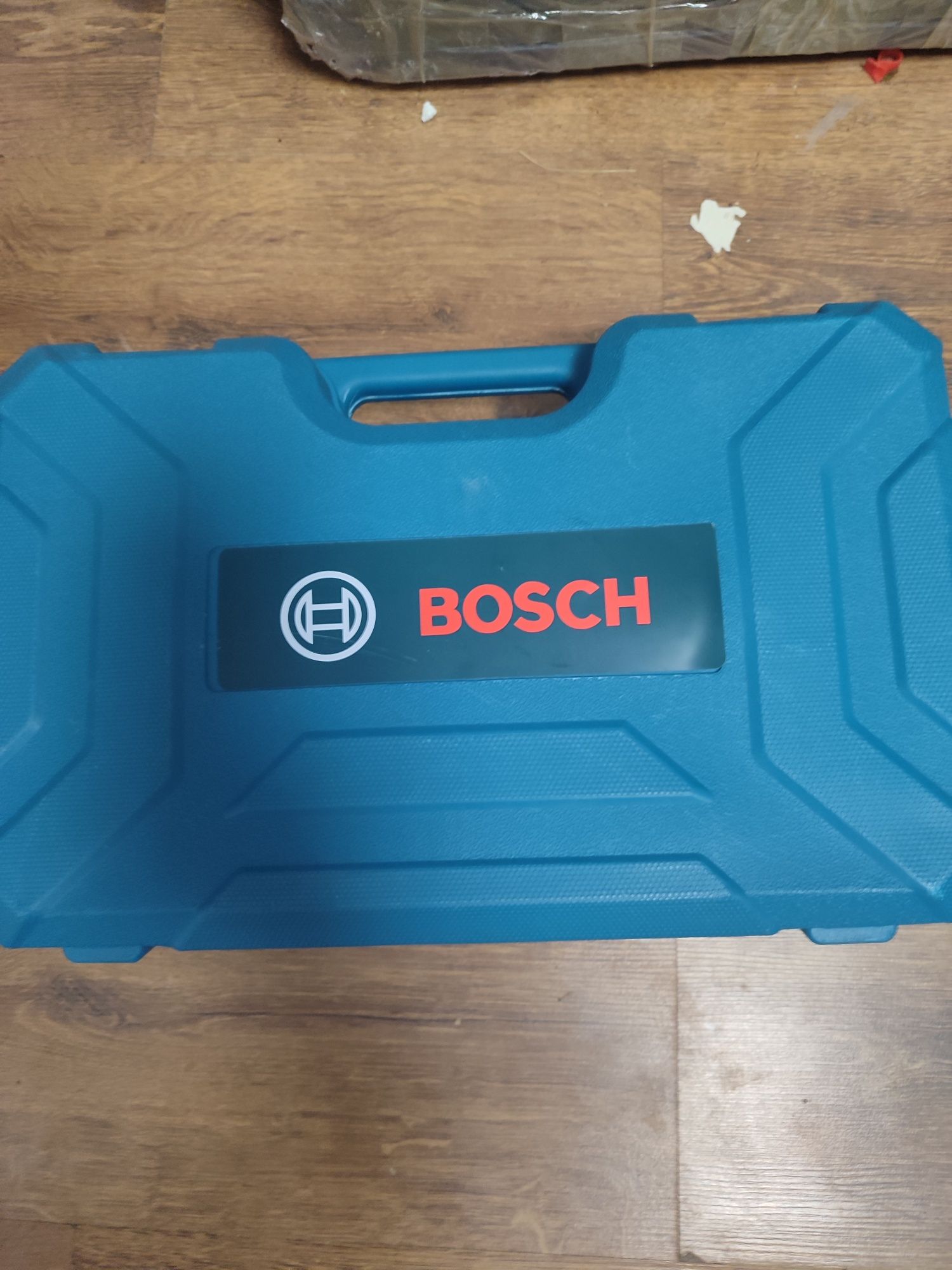 Продам Перфораторы Makita и BOSCH 220v.