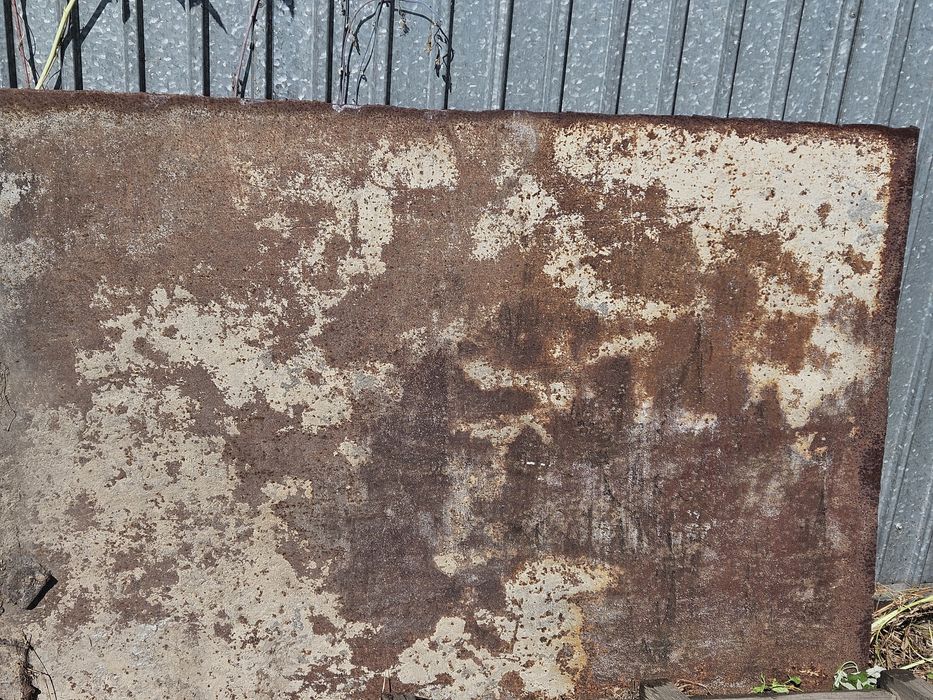 Лист железа лист