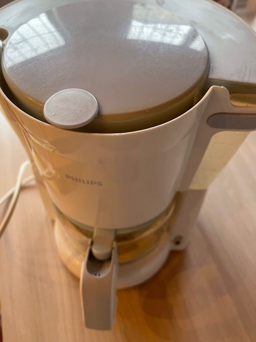 Продам кофеварку PHILIPS