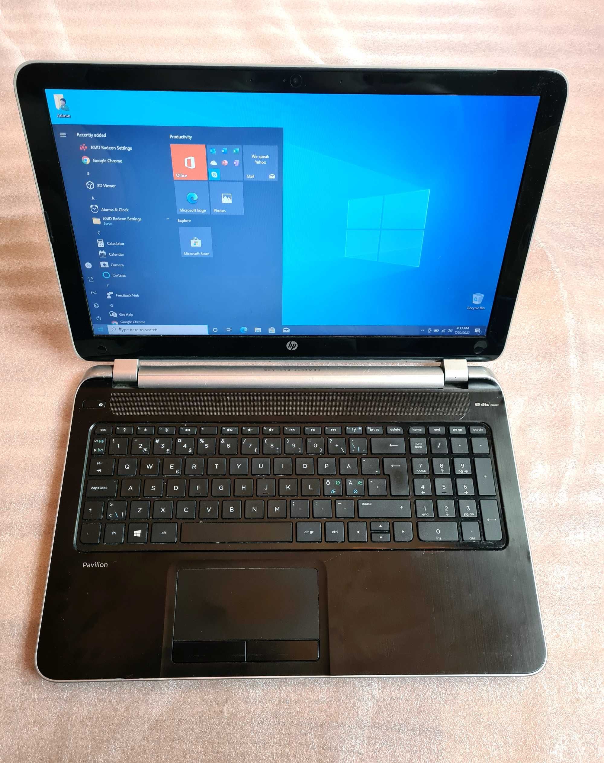 Laptop HP 15.6", AMD Quad Core, 8 GB RAM, HDD 750 GB, Video Dedicat