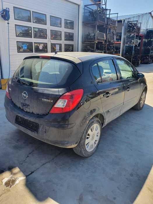 Opel corsa D  motor 1.2 Dezmembrez/Dezmembram