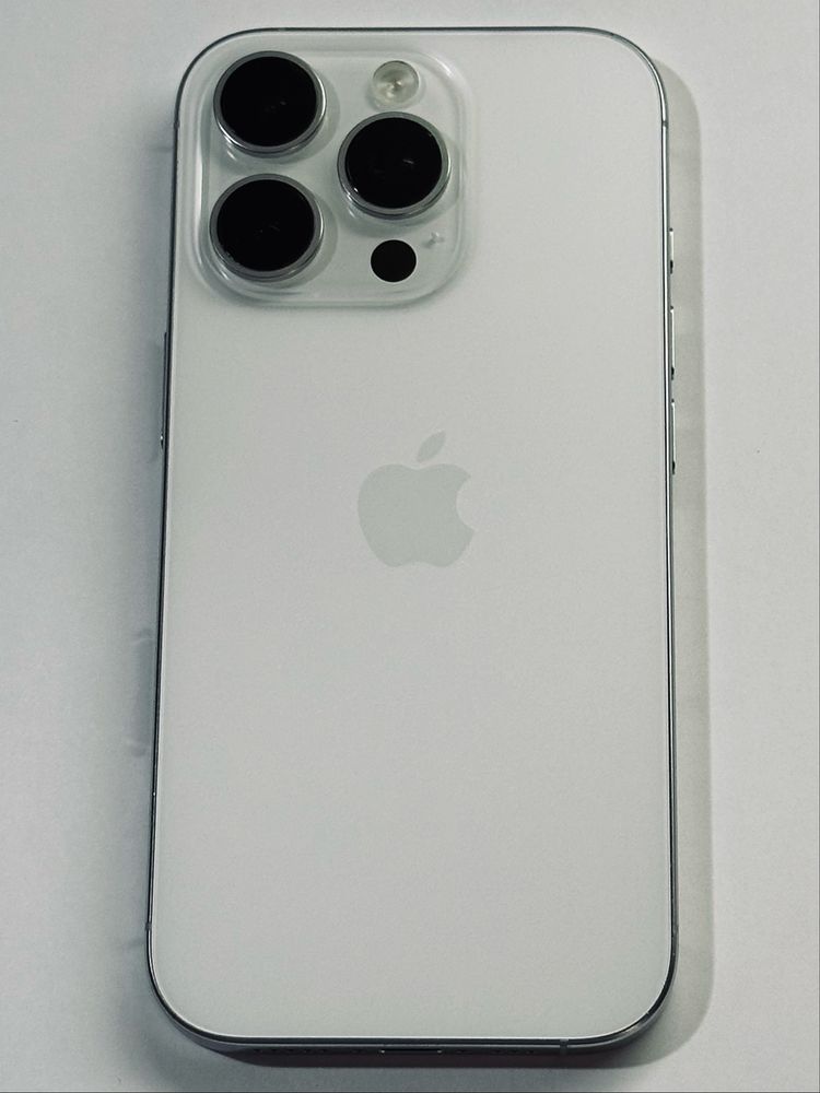 iPhone 16 Pro бял 100% battery