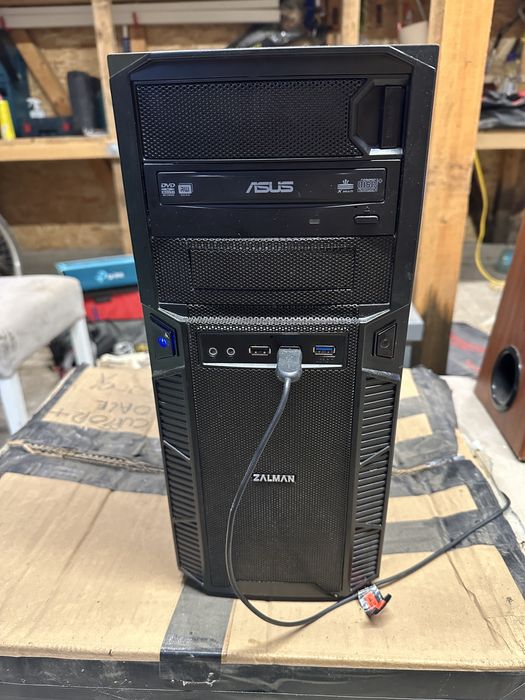 Calculator complet plus sistem audio 5.1