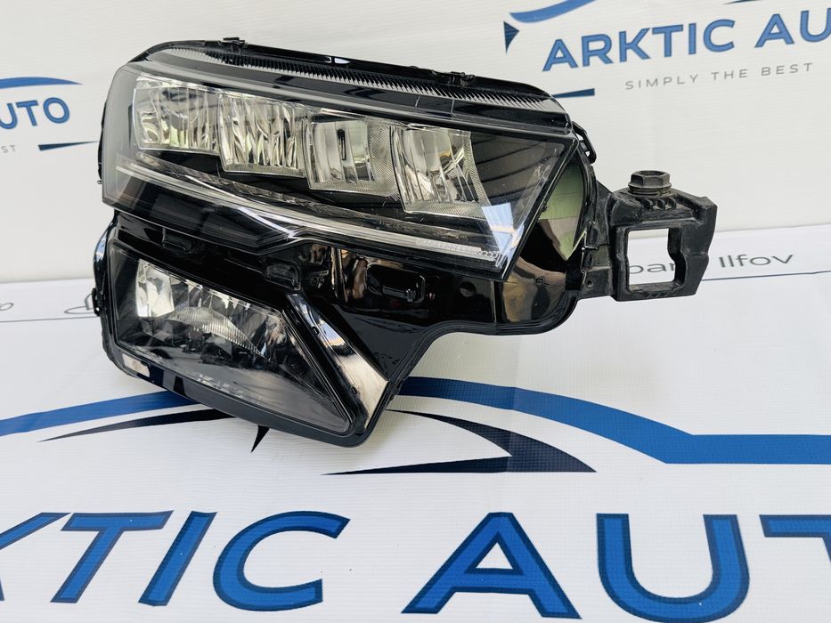 Far dreapta led Skoda Karoq cod 57B941010