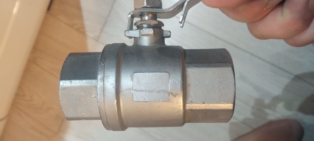 Robinet inox 1 1/4" ,filiere Wurth, Siguranțe automate Schneider, pile