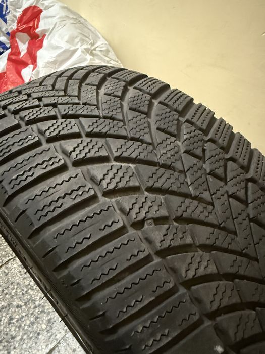 Джанти с гуми за Мерцедес R18