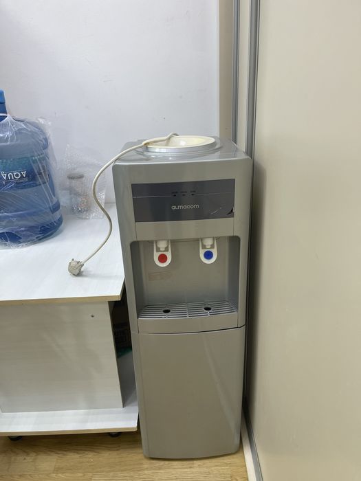 Диспенсер б/у  рабочий можно на запчасти