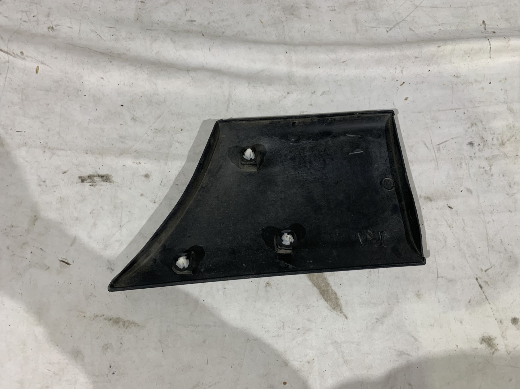 Bandou lateral stanga spate Renault Master, 2010, 2011, 2012, 2013, 2014, 2015, 2016, 2017, 2018, cod origine OE 768F20005R.