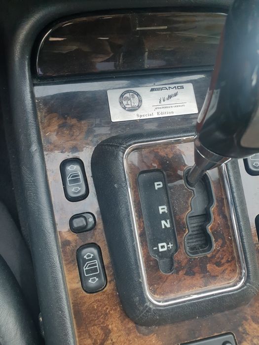 Mercedes ML55AMG v8. W 163