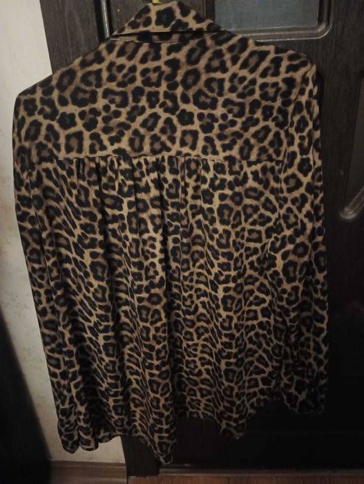Дамска блуза в леопардов дизайн, с дълъг ръкав