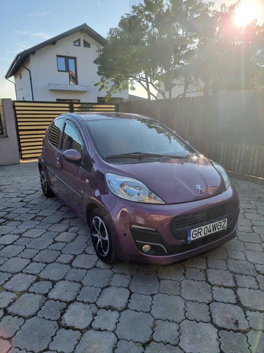 Peugeot 107 culoare deosebită