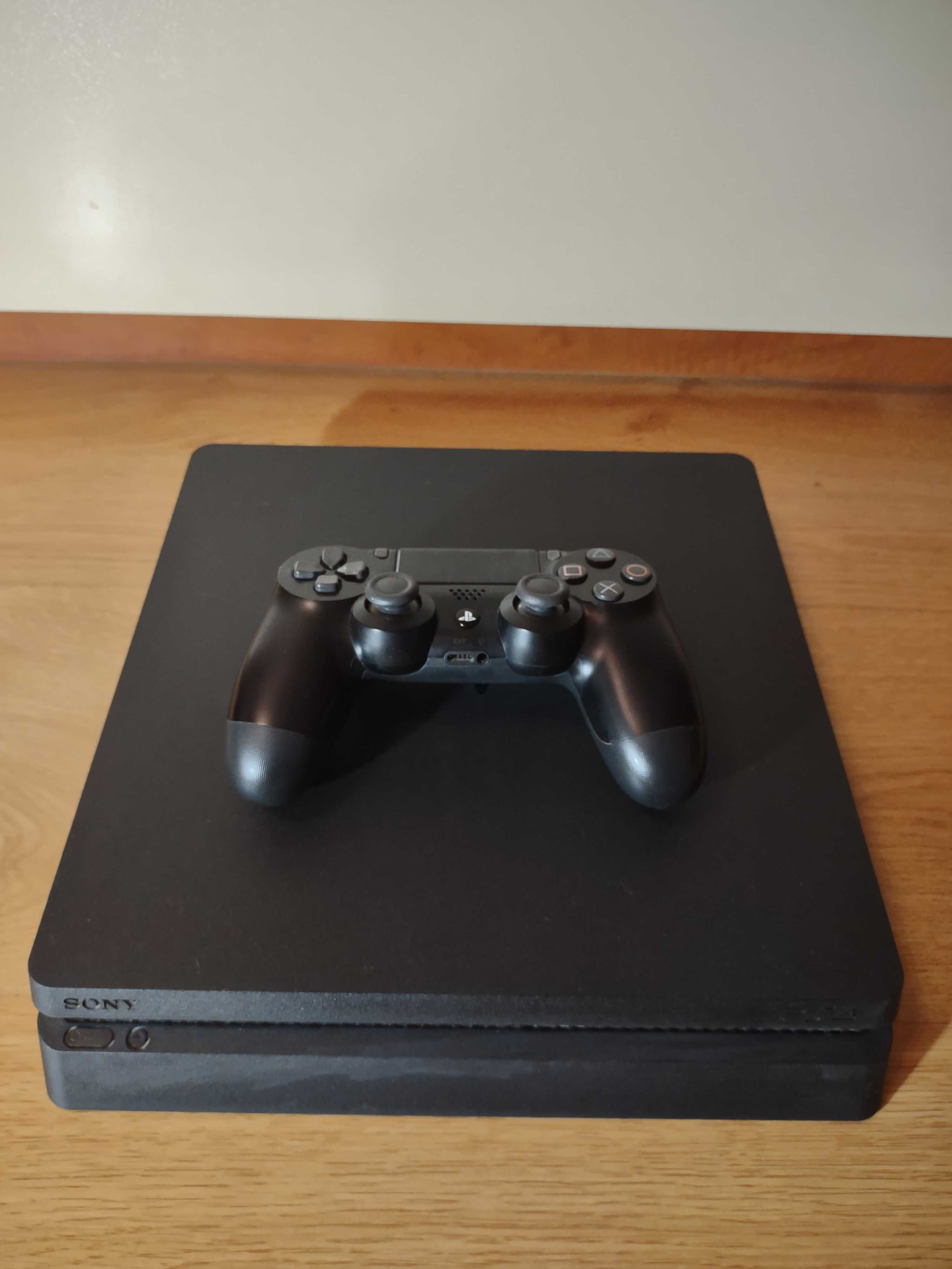 PS4 Slim 500GB + 8 игри