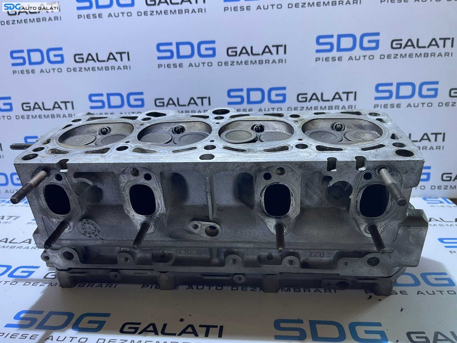 Chiulasa Chiuloasa cu Ax Came Seat Toledo 3 1.6 BSE BSF CCSA BGU 2005 - 2009 Cod 06B103373T
