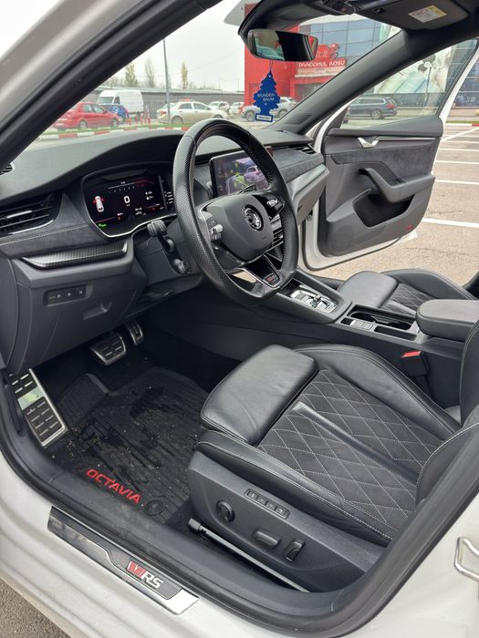 Skoda Octavia RS iV Combi - 245 CP - Full Unicat - Istoric Service