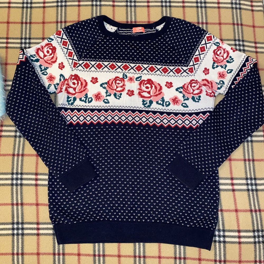 Женские свитера/джемперы/пуловеры Acoola и LC Waikiki