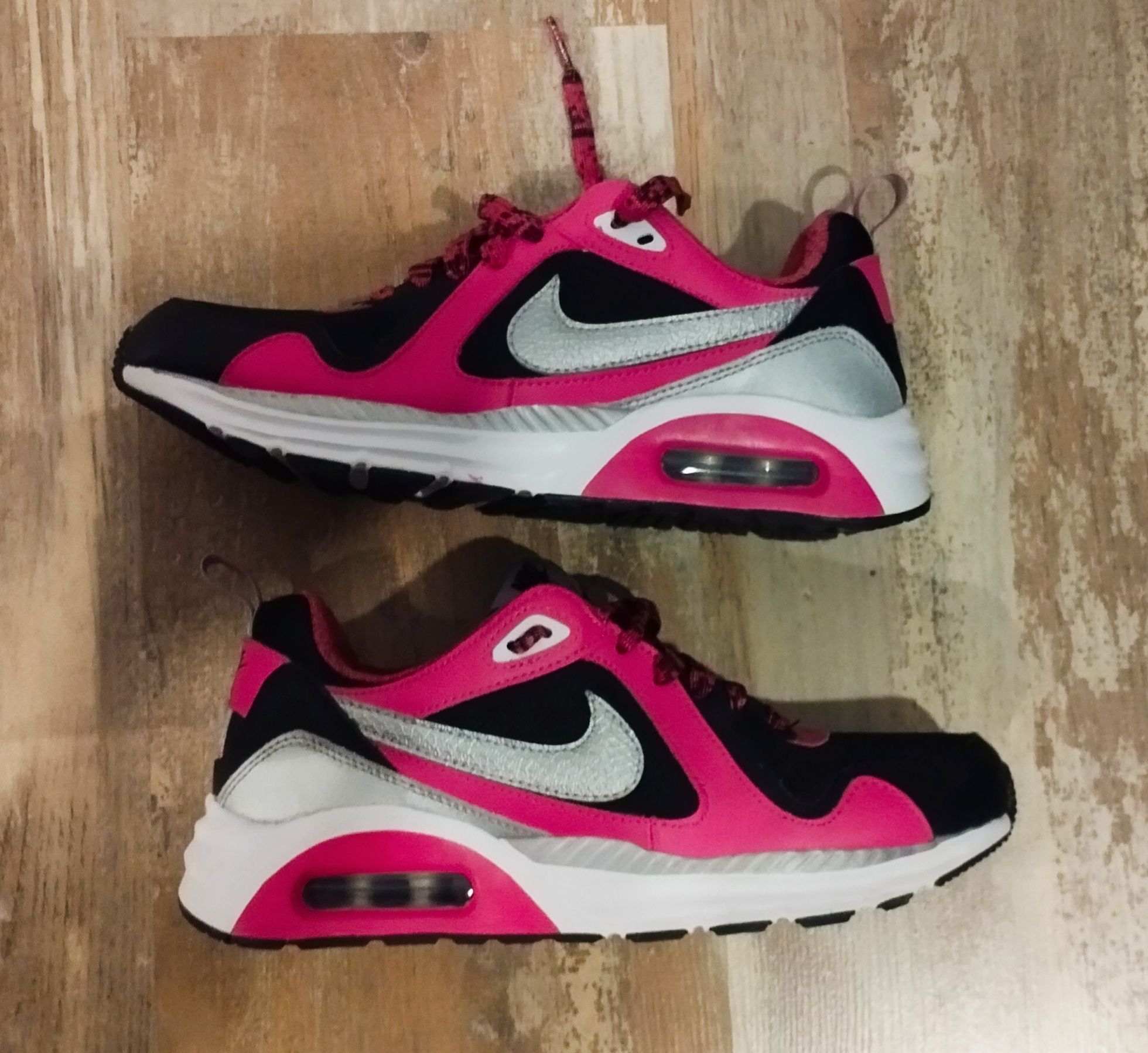 Оригинални маратонки Nike Air max trax 38"