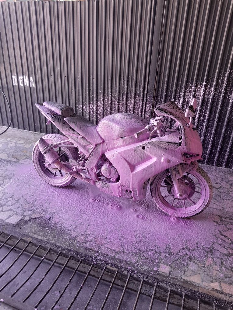 Moto sotiladi 1400 dollar ga