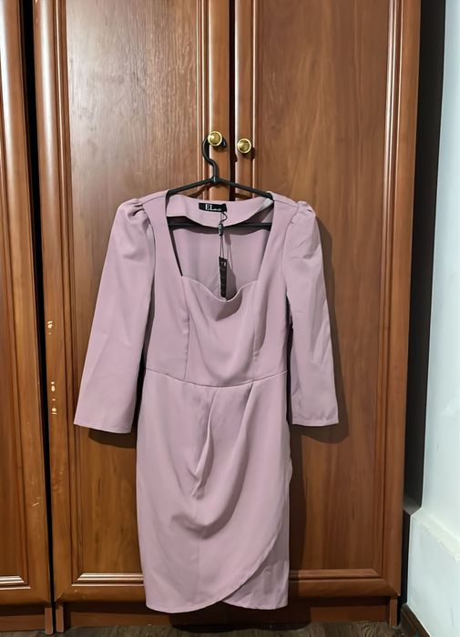 Киім әртүрлі сән және стиль