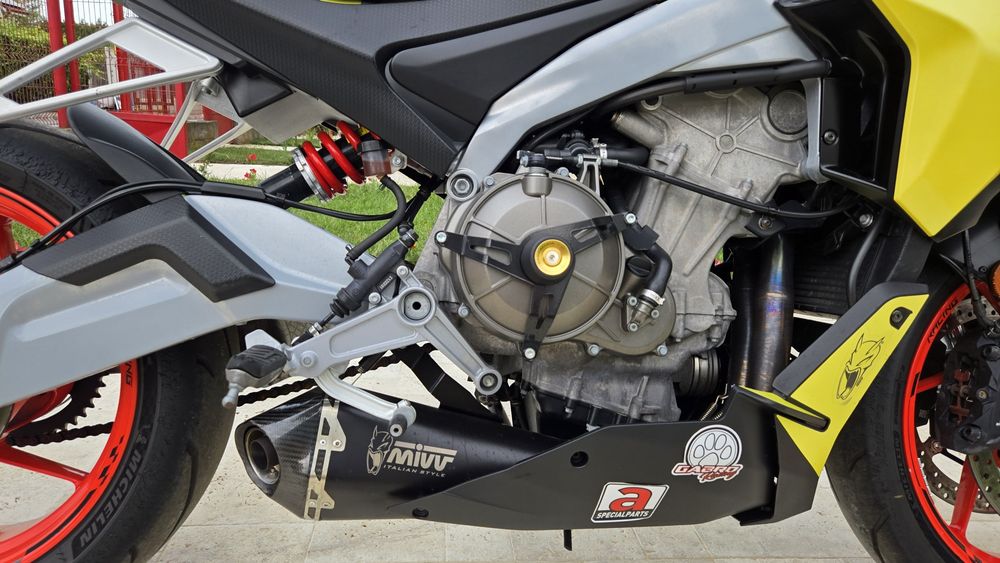 Aprilia Tuono 660