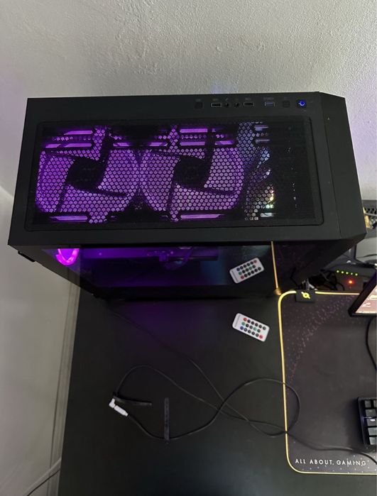 Vand Sistem Full Gaming rtx 4070 (monitor 34inch, casti gaming etc)