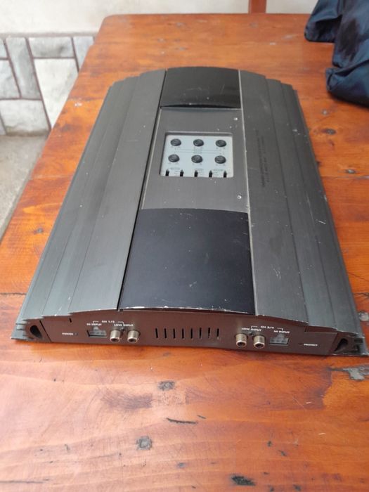 Amplificator auto  Magnat Century 520