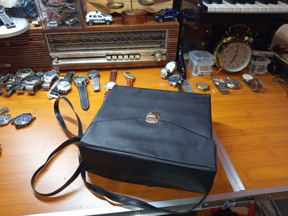 Binoclu Miranda,10×50,Made în Hong Kong,toc de piele