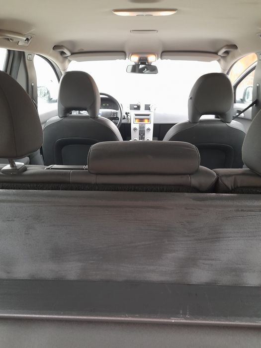 Volvo V50 2010      ll