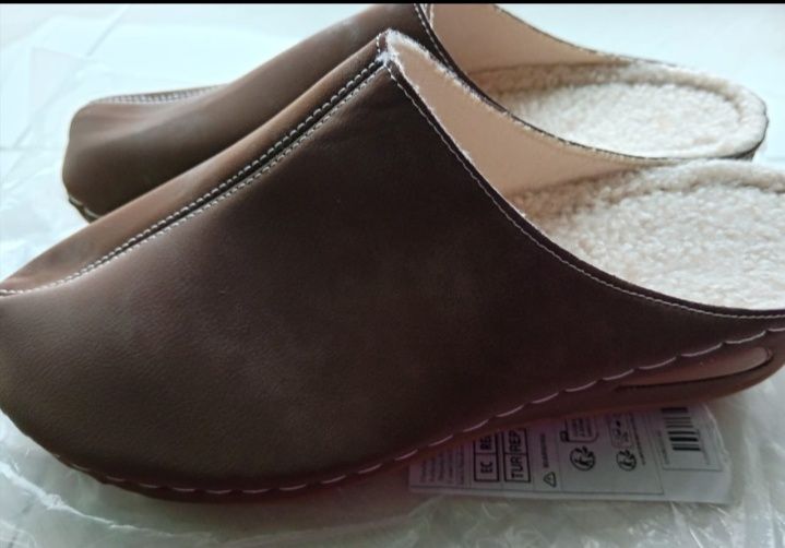 Обувь женская тапочки