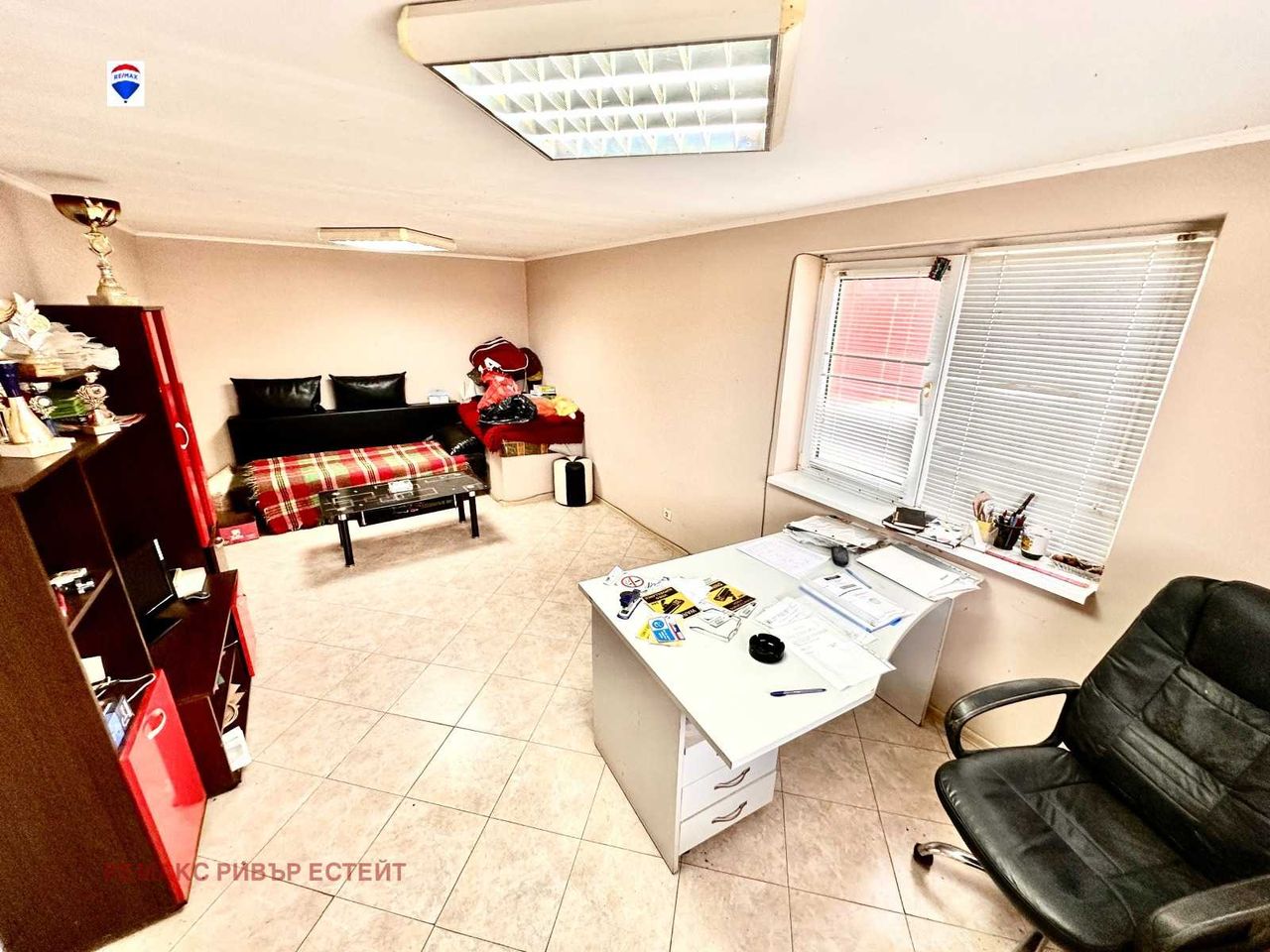 Продава се Промишлена сграда в с. Белица, Област Силистра - 1584 кв.м за 329 €/кв.м - Снимка #7