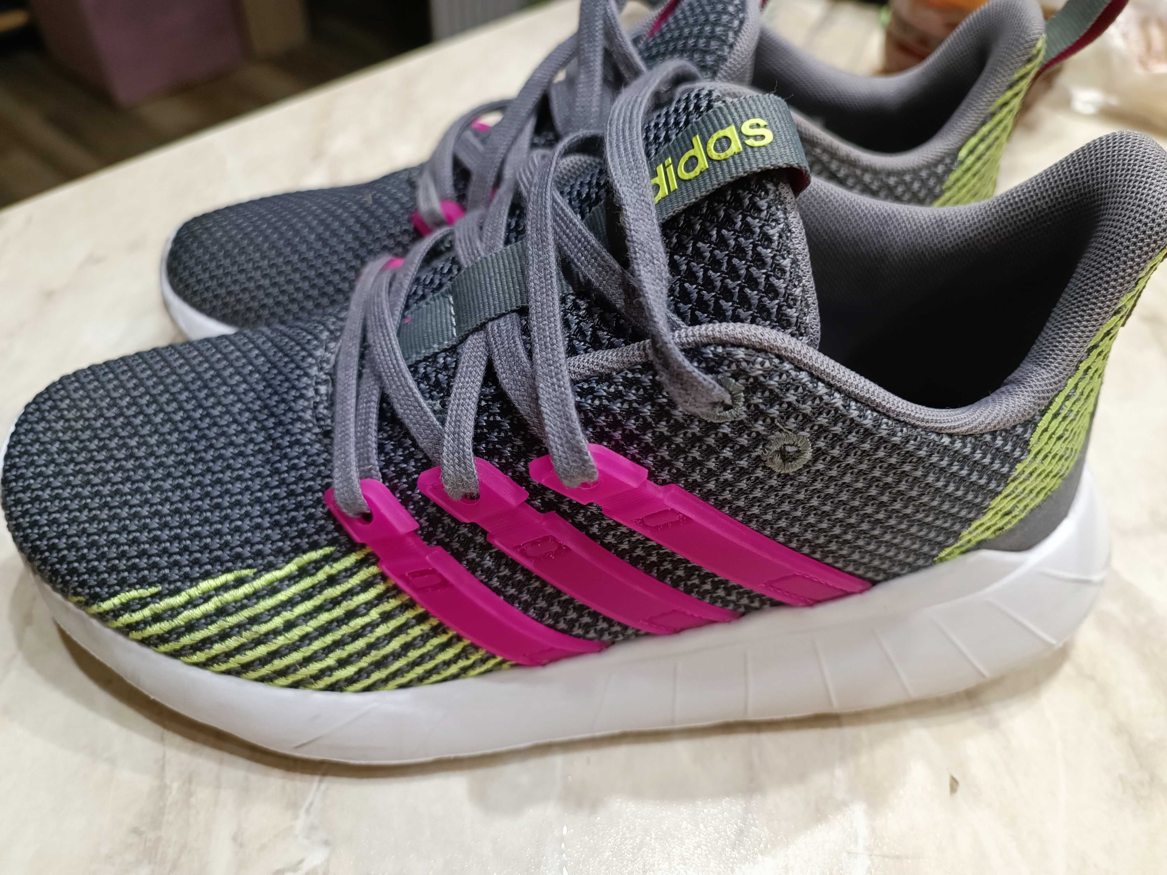 Маратонки Adidas